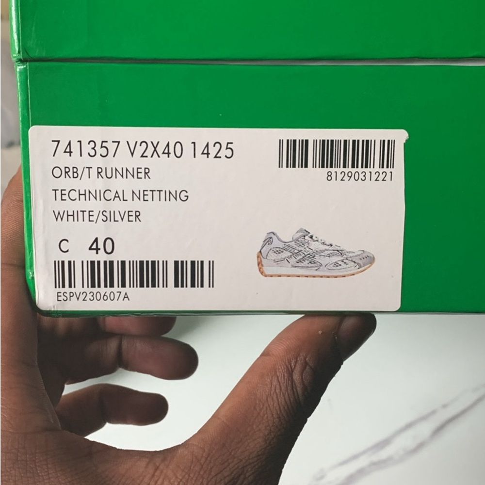 Bottega Veneta Tan Sole Detail